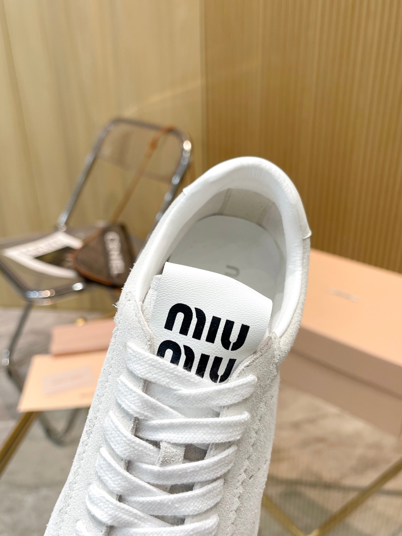 Miu Miu Casual Shoes